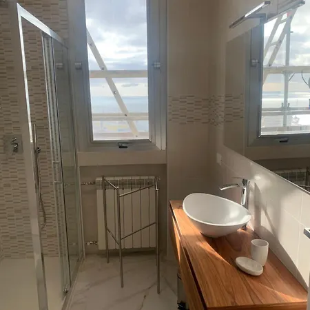 Apartment Attico Con Posto Auto